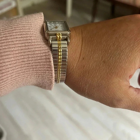 4/$100 Carriage analog stainless steel wrist watch  unisex 6 inches - Picture 3 of 6